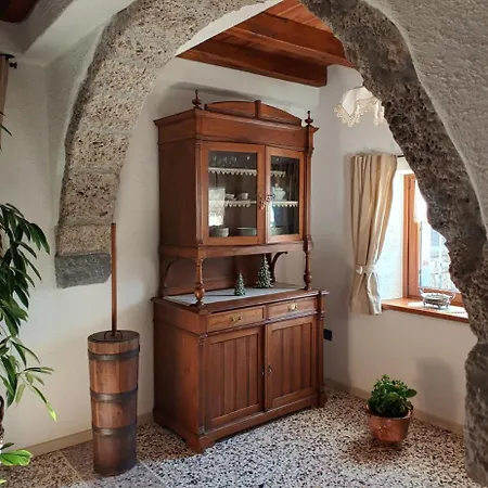 La Farie Bed & Breakfast Mediis