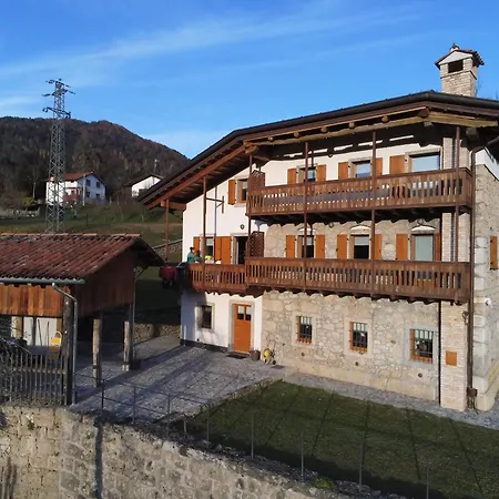 La Farie Bed & Breakfast Mediis